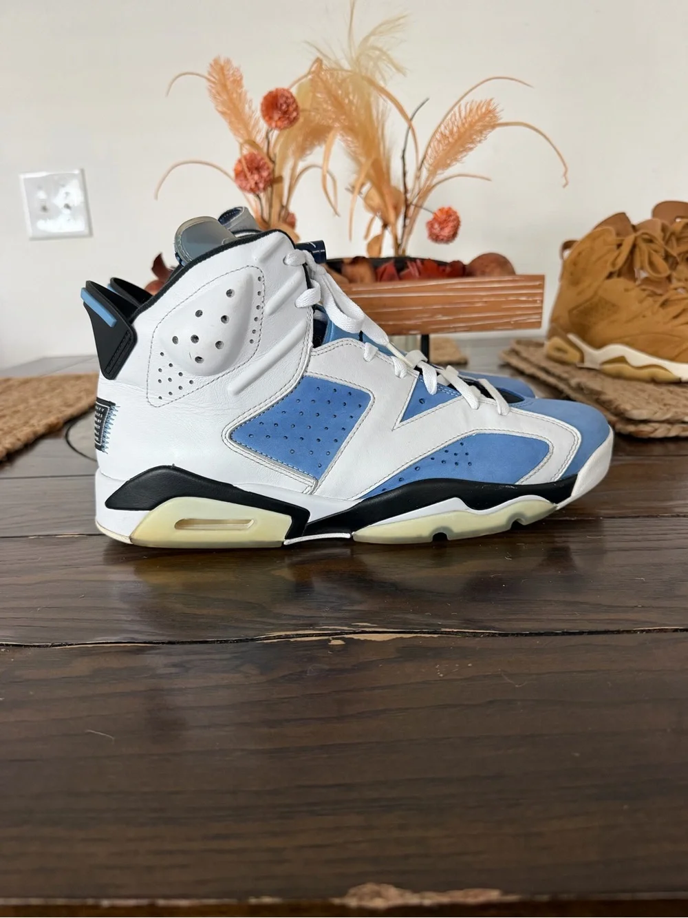 Air Jordan 6 “UNC” men size 12